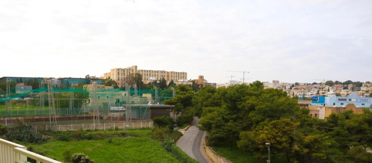 Nsts Campus Residence And Hostel Msida Kültér fotó